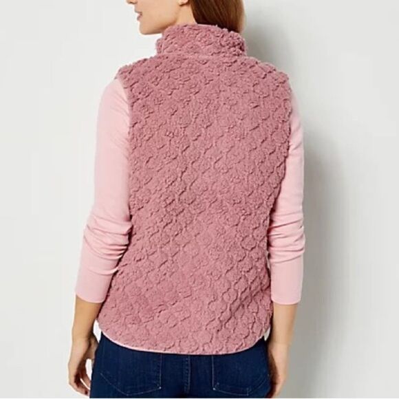 Cuddl Duds Quilted Cozy Vest - Picture 3 of 7